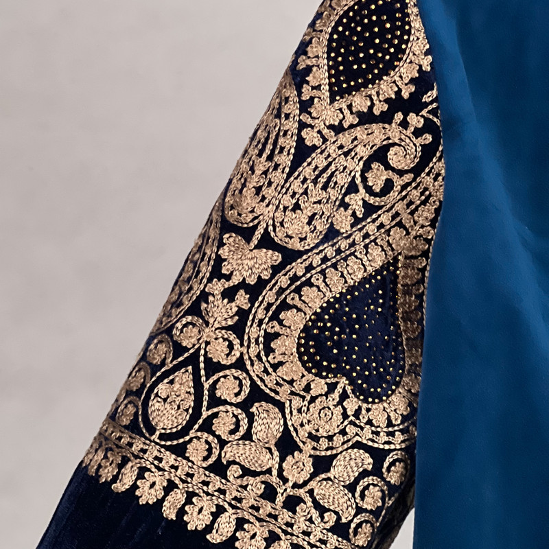 ست کت و دامن رسمی زنانه مدل مخمل گلدوزی کد AK1540 - تصویر 4